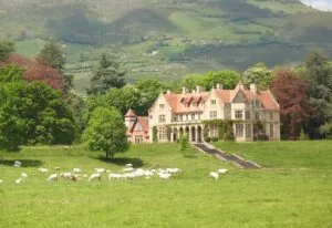 Home 5 Cantabria Scene